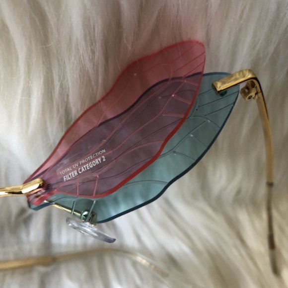 LA Express Rimless Winged Sunglasses - Picture 9 of 9